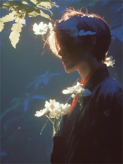 半生花开，半世凋落