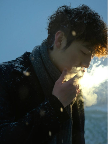 长夜尽头雾将阑